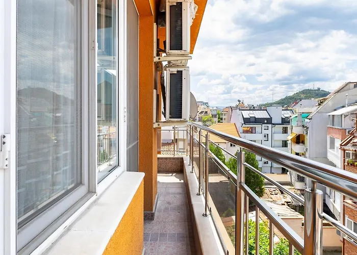 Modern 2bd - 14 Min To Medical By Flat Manager * Plovdiv