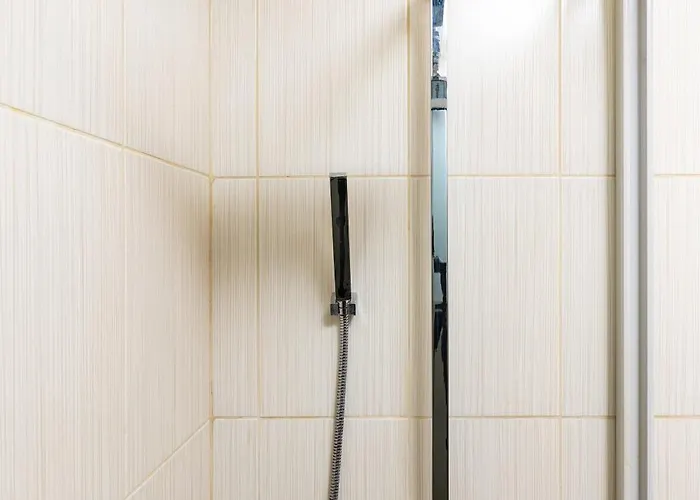 Modern 2bd - 14 Min To Medical By Flat Manager Filibe